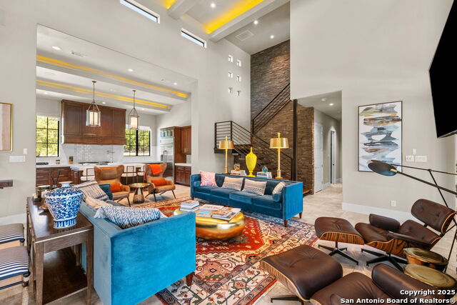 Image 6 of 32 For 25610 Creekside