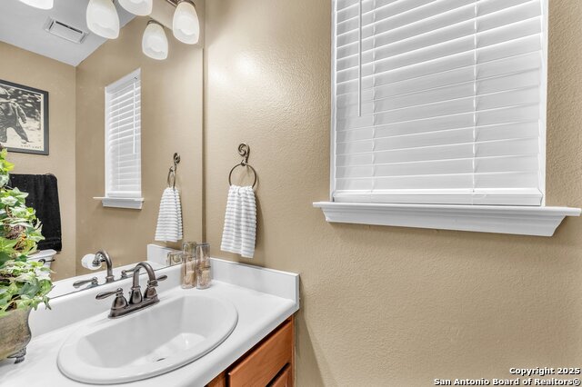 Image 20 of 31 For 638 Coral Harbor