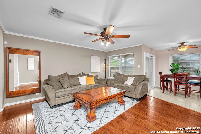 Image 7 of 31 For 638 Coral Harbor