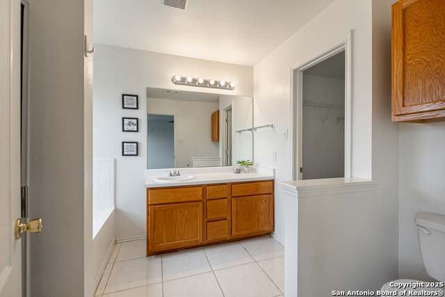 Listing photo id 13 for 10422 Cub Vly