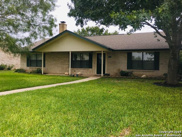 Details for 2113 Hackberry, Uvalde, TX 78801