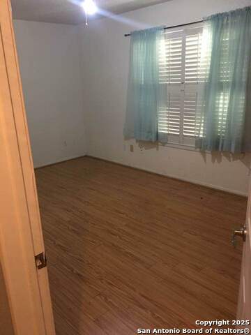 Image 12 of 20 For 2113 Hackberry
