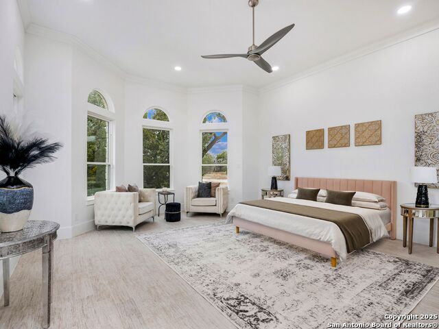 Listing photo id 22 for 846 Maximino Ridge