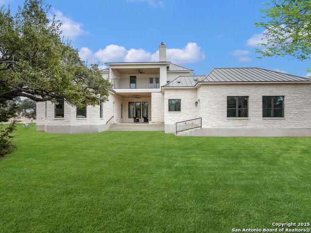 Listing photo id 39 for 846 Maximino Ridge