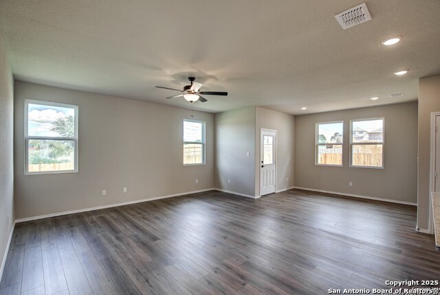 Image 11 of 31 For 6606 Lowrie Block