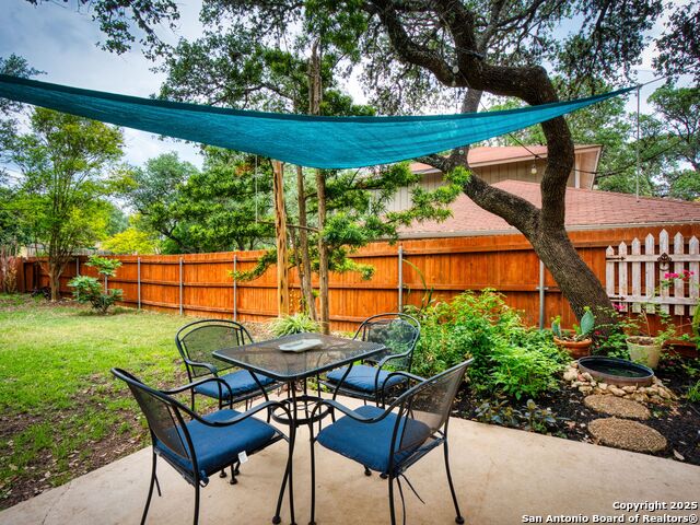 Listing photo id 20 for 8315 Timberwilde