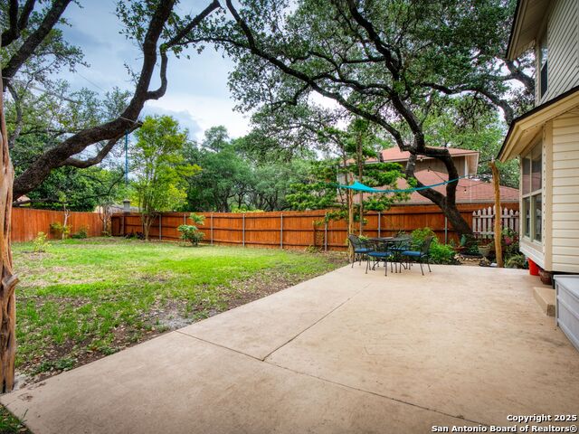 Listing photo id 21 for 8315 Timberwilde