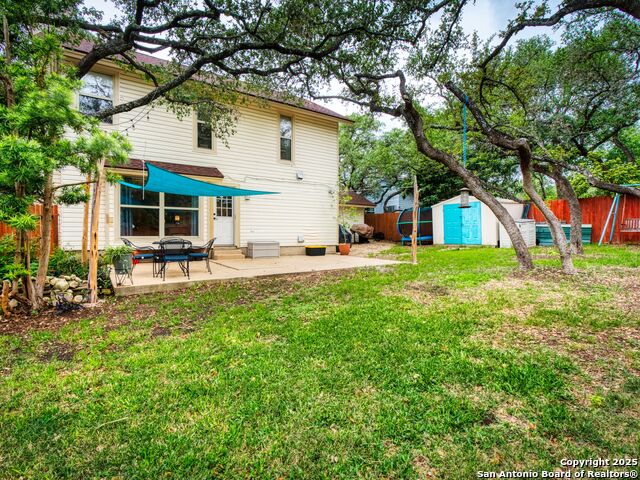 Listing photo id 23 for 8315 Timberwilde