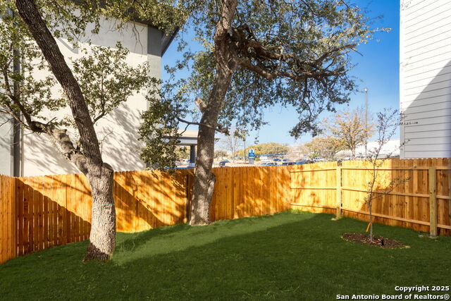 Image 36 of 46 For 11843 Zarkava Way