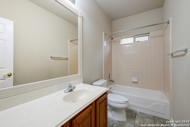 Image 11 of 30 For 13138 Voelcker Ranch