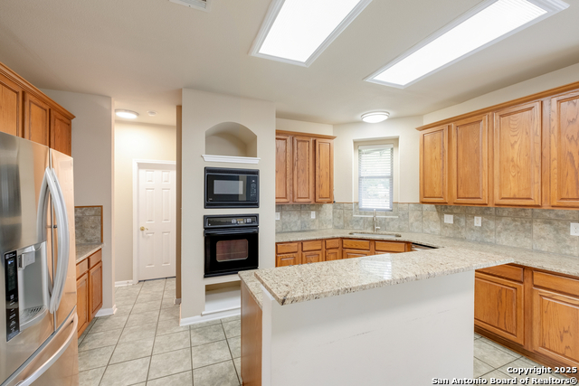 Image 15 of 30 For 13138 Voelcker Ranch