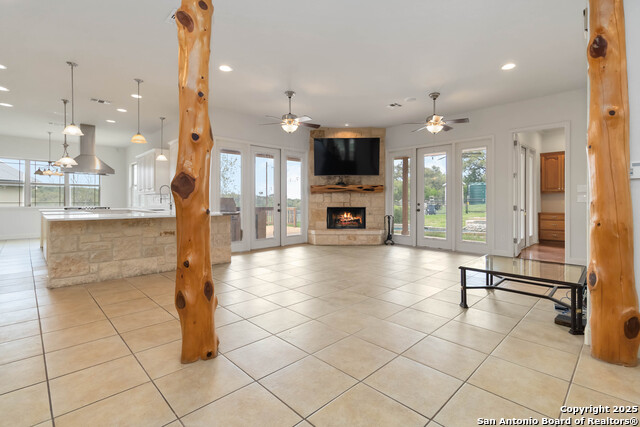 Image 10 of 66 For 211 Scarlett Ridge