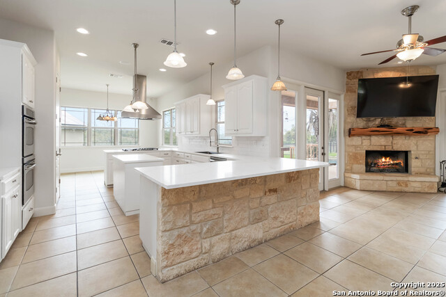 Image 11 of 66 For 211 Scarlett Ridge