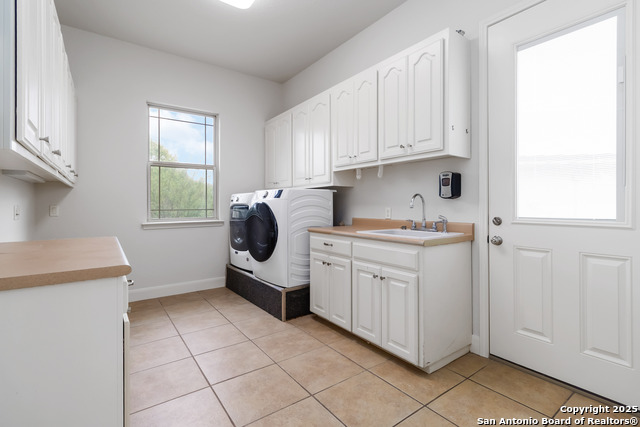 Image 21 of 66 For 211 Scarlett Ridge