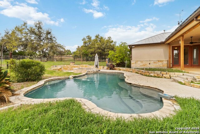 Image 40 of 66 For 211 Scarlett Ridge