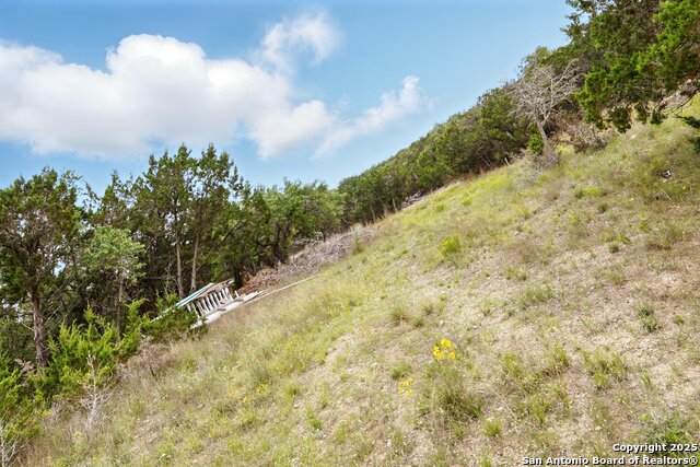 Image 10 of 11 For 1123 Summit  