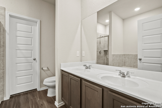 Image 9 of 23 For 2439 Applewhite Meadow