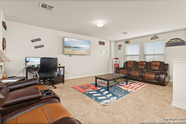 Image 17 of 27 For 639 Able  