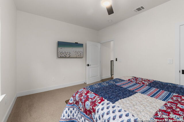 Image 22 of 33 For 445 Settlers Ln
