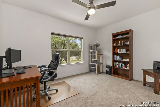 Image 27 of 33 For 445 Settlers Ln