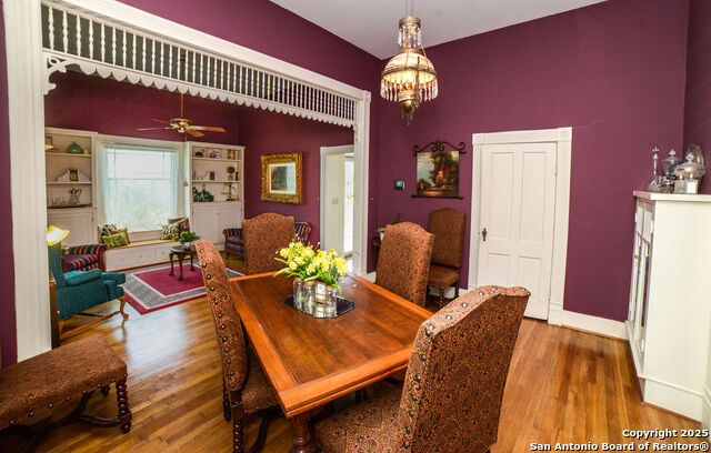 Listing photo id 10 for 1201 10th