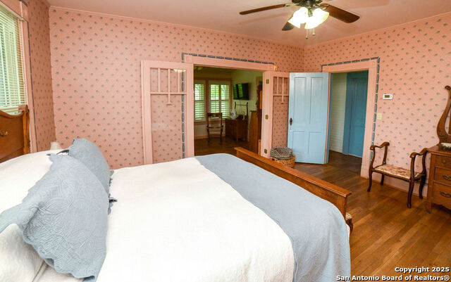 Listing photo id 22 for 1201 10th
