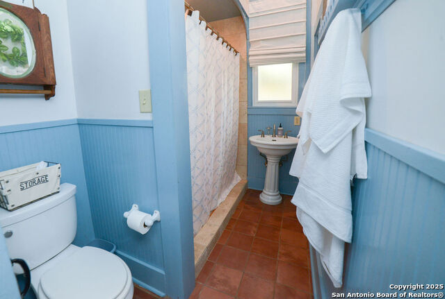 Listing photo id 33 for 1201 10th