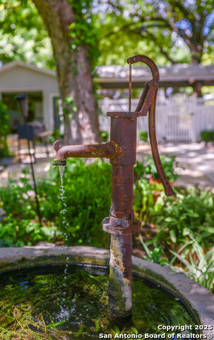 Listing photo id 39 for 1201 10th