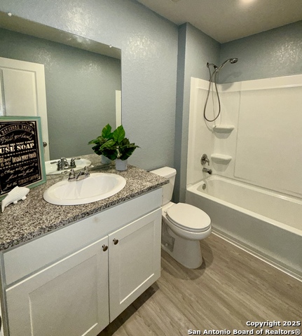 Image 13 of 17 For 13707 Arroyo Seco