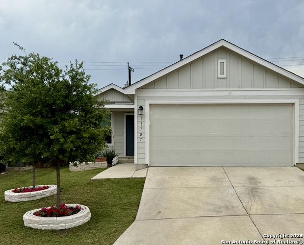 Image 2 of 17 For 13707 Arroyo Seco