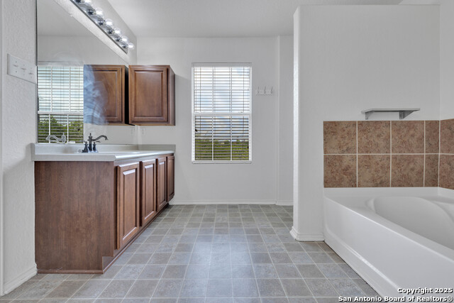 Image 23 of 28 For 8723 Laguna  
