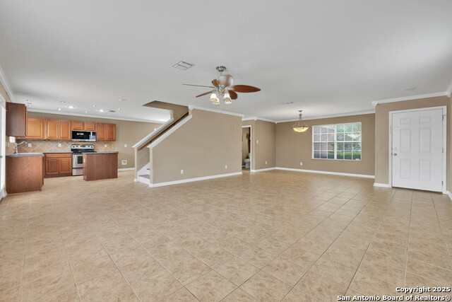 Image 6 of 28 For 8723 Laguna  