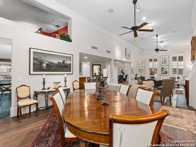 Image 17 of 39 For 211 Presa Street N 2