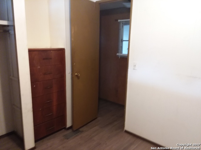 Image 10 of 10 For 8449 Northmont