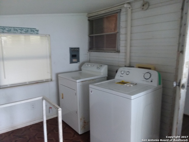 Image 7 of 10 For 8449 Northmont