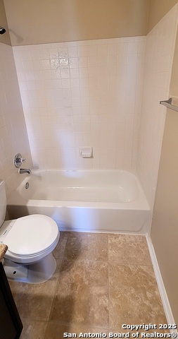 Image 18 of 26 For 7814 Winterstone Dr