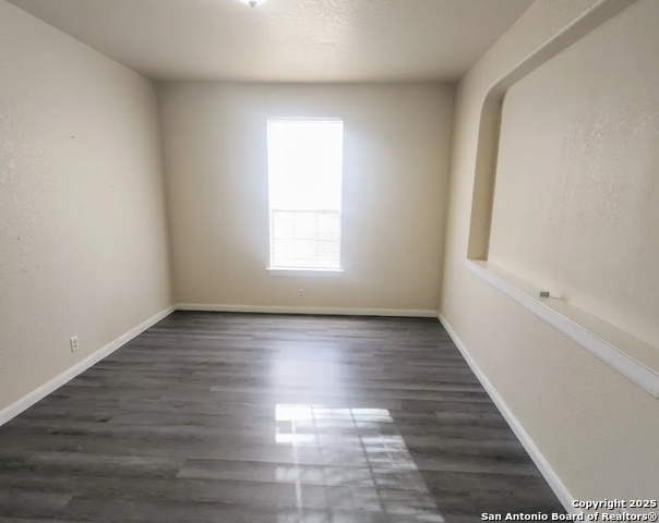 Image 6 of 10 For 22327 Mesa  