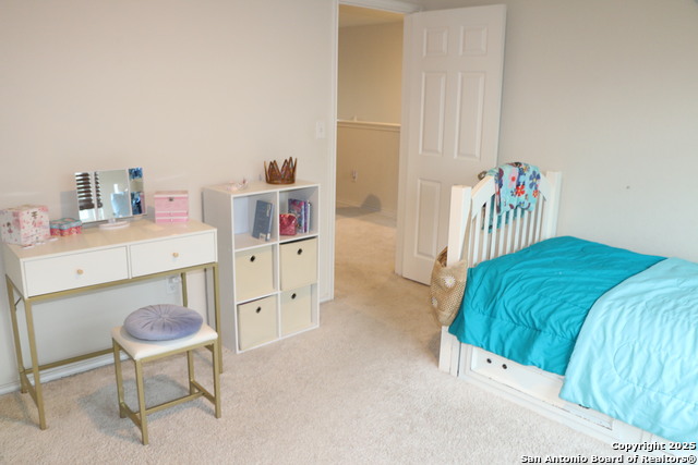 Listing photo id 8 for 6002 Bluestem Way