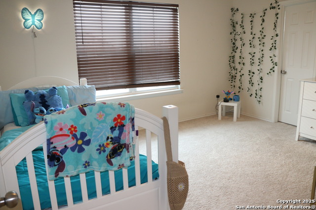 Listing photo id 9 for 6002 Bluestem Way