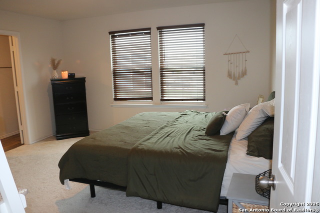 Listing photo id 2 for 6002 Bluestem Way