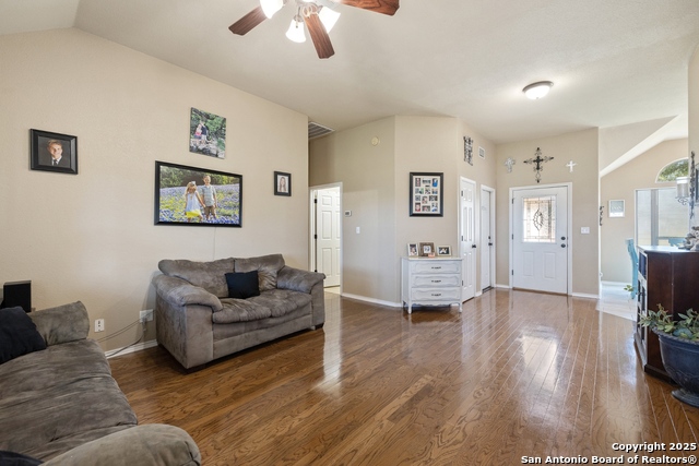 Image 11 of 28 For 113 Dawn Dr E