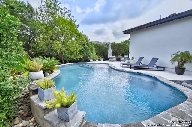 Listing photo id 34 for 7211 Cresta Bulivar