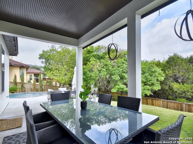 Listing photo id 36 for 7211 Cresta Bulivar