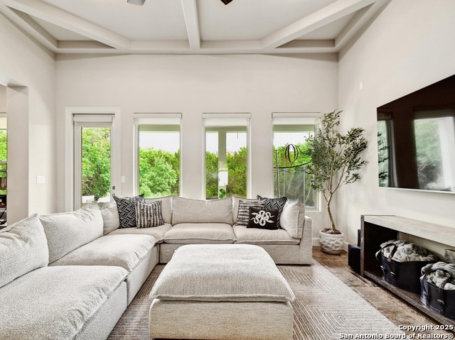 Listing photo id 3 for 7211 Cresta Bulivar
