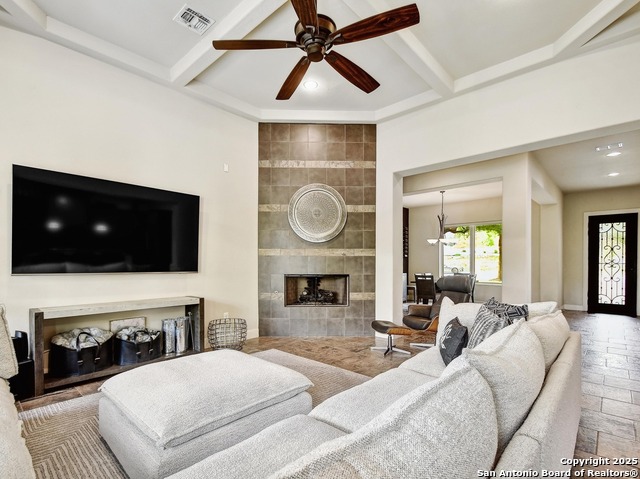 Listing photo id 6 for 7211 Cresta Bulivar