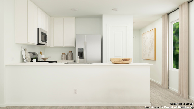 Image 13 of 24 For 9748 Garnet Grove