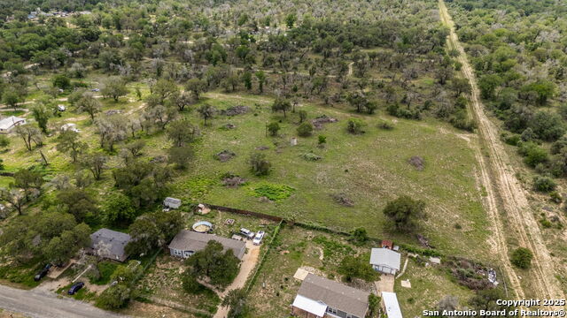 Image 5 of 22 For 26013 Sand Cliff Dr