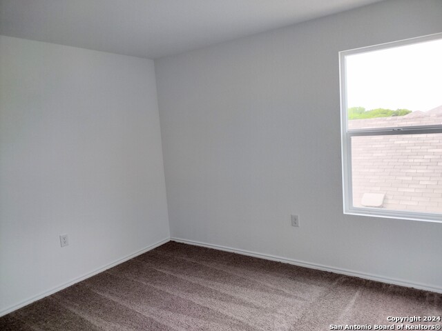 Image 19 of 21 For 1214 Janzen Rd