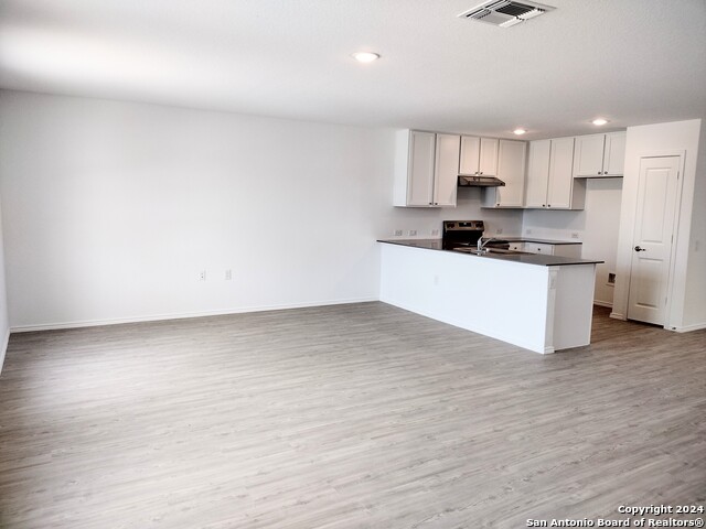 Image 6 of 21 For 1214 Janzen Rd