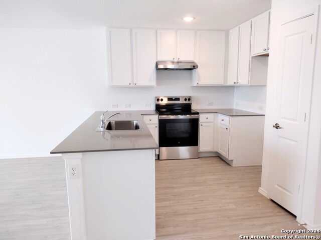 Image 9 of 21 For 1214 Janzen Rd